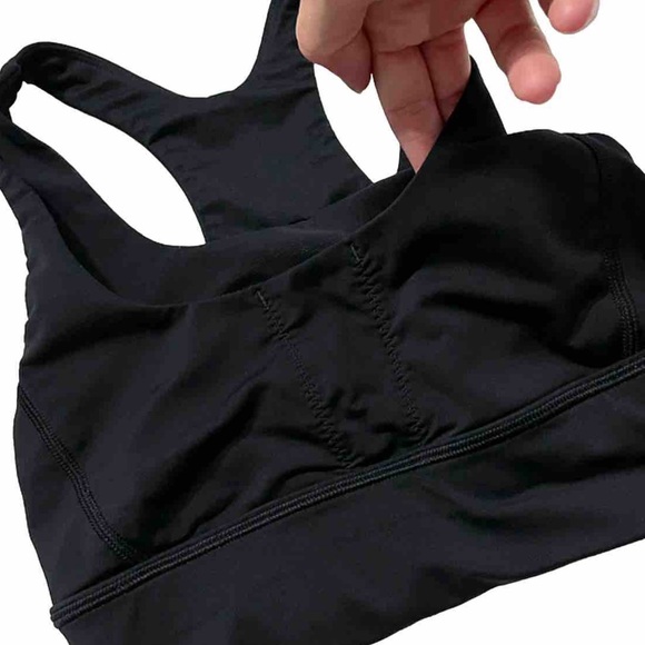 Lululemon Sports Bra Women’s 4 Black Front Pockets Racer back Cut Out - Picture 3 of 6